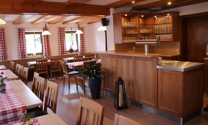 Langfurth House | Gasthof Grüner Baum