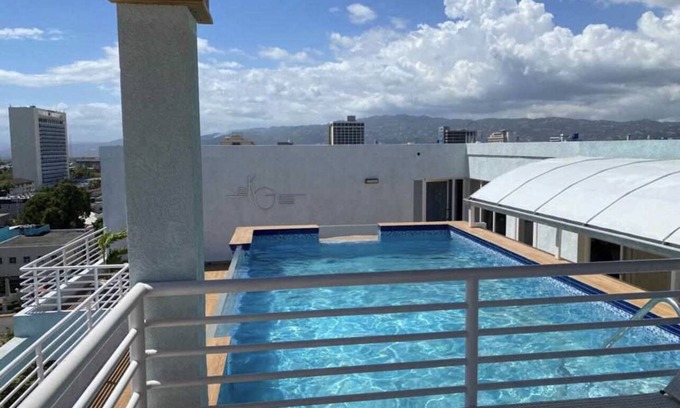Eden Gardens Condo | Gated Luxury New Kingston 1 Bdrm Condo Pool & Gym