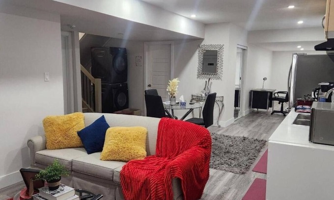 London House | Gateway to Serenity-Welcome home