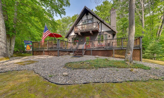 Michaywe Cabin | Gaylord Cabin w/Game Room + Lake Access!