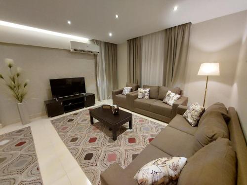 New Cairo Apartment | Gazzar inn Rehab42