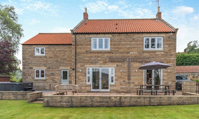 North York Moors National Park Cottage | 4 bedroom accommodation in Rosedale East, near Pickering