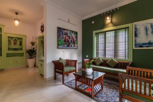 Irinjalakuda House | GEE DE Homes