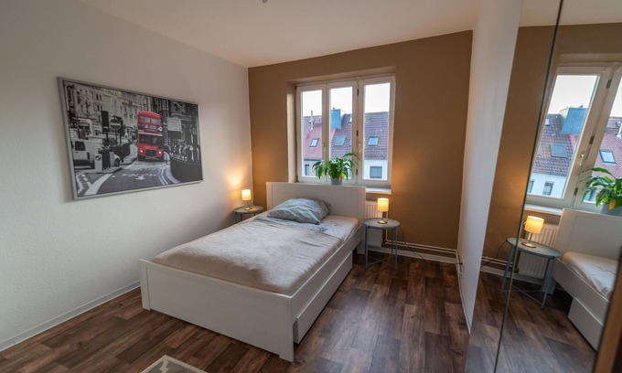 Sudenburg Apartment | Gemütliche 2-R Wohnung - Netflix & Küche - Zentral