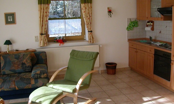 Stammbach Apartment | Gemütliche Ferienwohnung (63qm) mit Baby- und Kleinkindaustattung