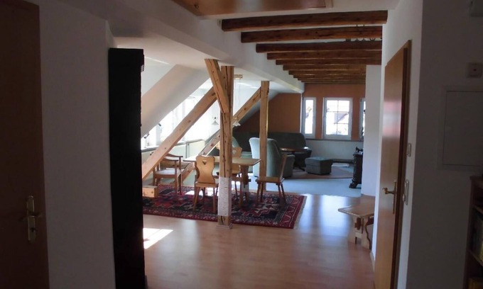 Markranstaedt Apartment | Gemütliche Herberge unterm Dach