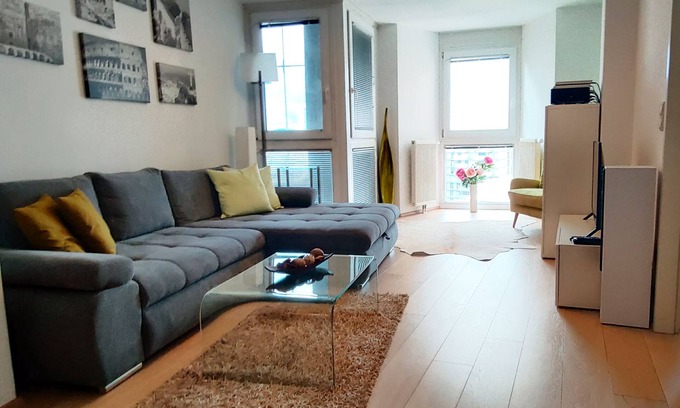 Erdberg Condo | Gemütliches Apartment im Gasometer