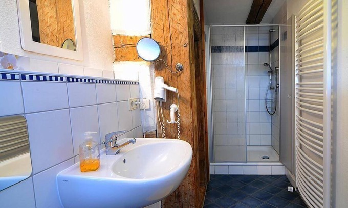 Rockingen Apartment | Gemütliches Feriendomzil (46qm) in historischem Austragshaus auf Bauernhof