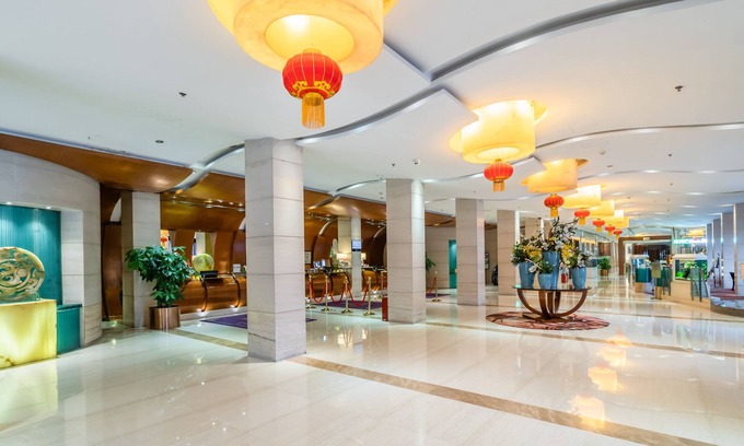 Chenghua Hotel | Gem Flower Jinyu Sunshine Hotel