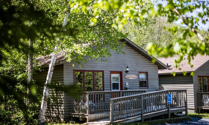 Steady Brook Cottage | Georges Mountain Village