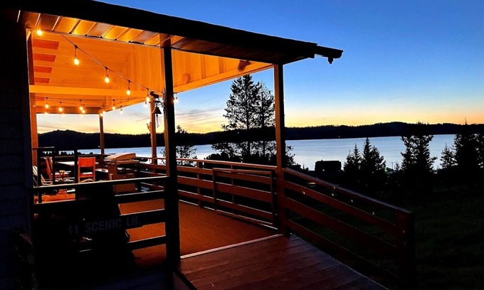 Georgetown House | Georgetown Lake Lookout - Amazing Lake Views and Year-Round Fun!