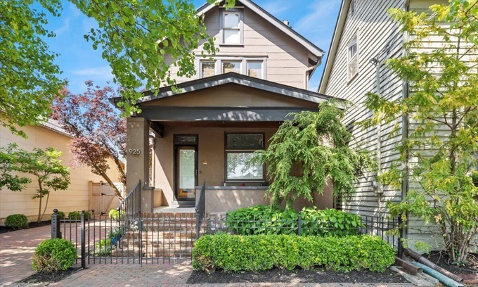 German Village House | German Village Oasis Near Schiller Park