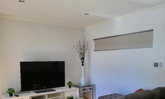 Rivervale Apartment | Gerring Court with Free 1 Car Bay Parking