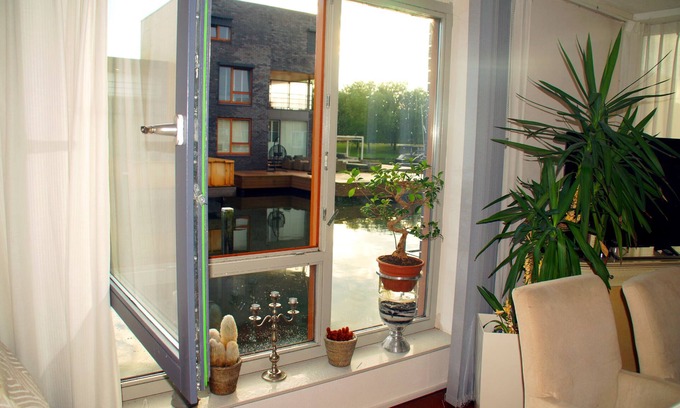 Almere Stad Bed & Breakfast | Gesloten Niet Langer Beschikbaar
