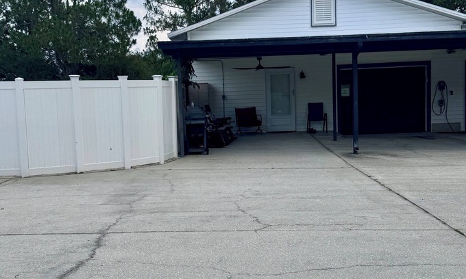 Nichols Apartment | Get A Private One Bed Room Apartment At A Great Price.