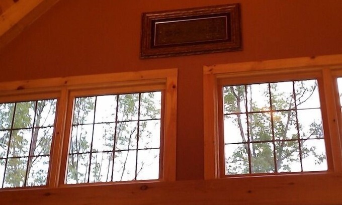 Rome Cabin | Get Away From It All - Romantic or Family - Timberframe Cottage