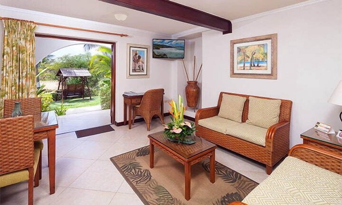 Maynards Hotel | Get Ready for Blissful Getaway! Near Animal Flower Cave! Outdoor Pools, Parking!