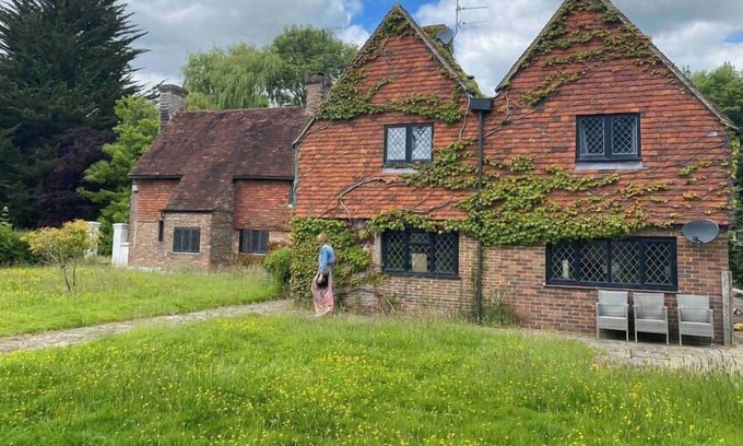 Lewes House | Gildridge Estate+Large Groups+Tennis Court+Hot Tub