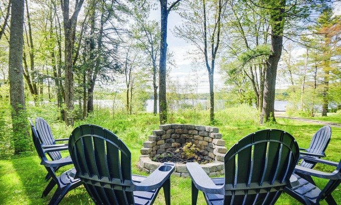 Gilmanton House | Gilmanton Vacation Rental w/Kayaks - At Loon Pond