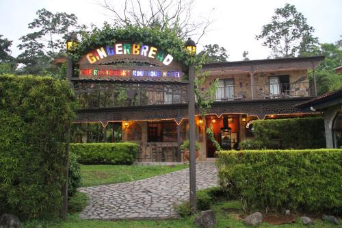 Nuevo Arenal Bed & Breakfast | Gingerbread Restaurant & Hotel