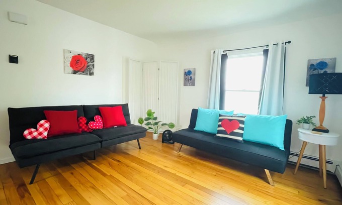 Port Huron Apartment | Gingers Love Wish