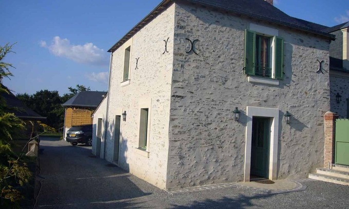 Chateau-Gontier Cottage | Gites for 10 people in the heart of Mayenne