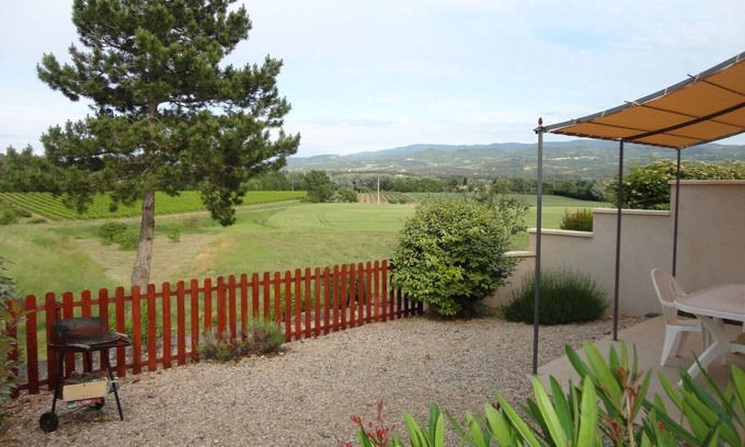 Roussillon Cottage | Gite à la Campagne