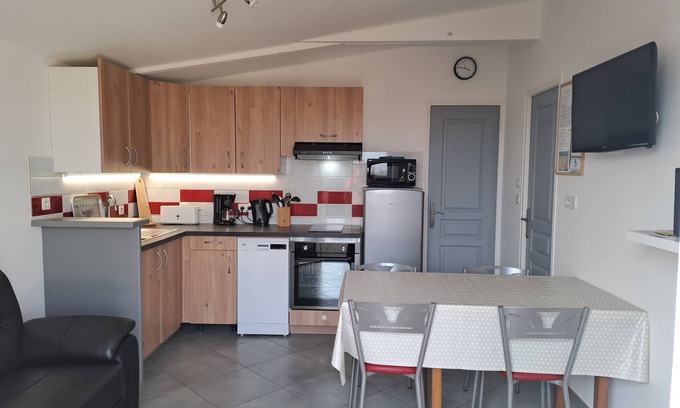 Saint-Coulomb Cottage | Gite 10 mn des Plages