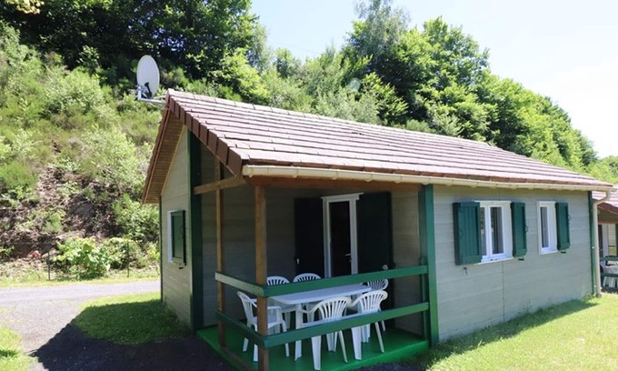 Arnac Cottage | Gite Arnac, 2 bedrooms, 5 persons