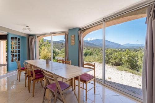 Rigarda House | Gite avec dortoirs