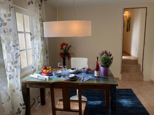 Barjac Apartment | Gite Bleu - Paradis de Provence