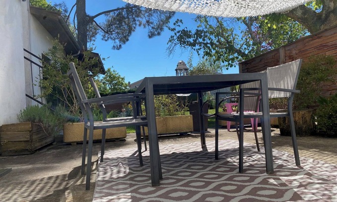 Saint-Morillon House | Gite classified 3 * From Here and Elsewhere "Outbuilding in a house region: Bordelais