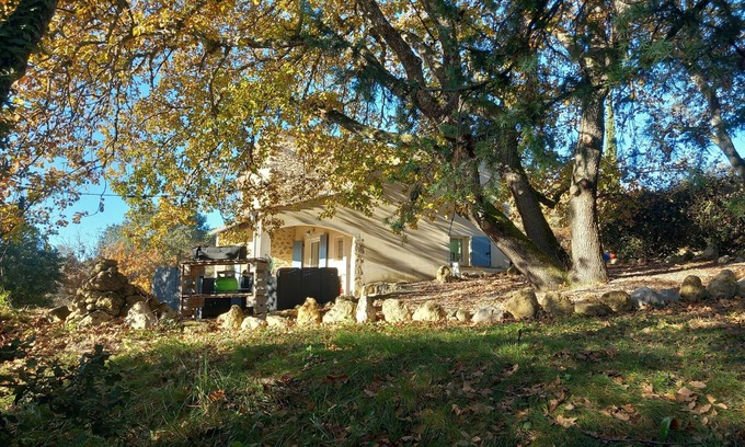 Puymeras House | Gîte in the heart of nature, ideal for children, dogs welcome!