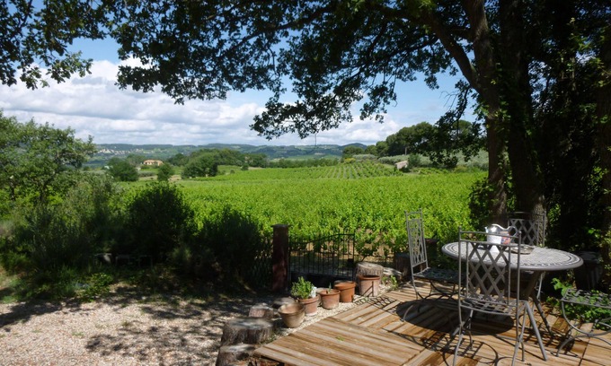 Mirabel-aux-Baronnies House | Gîte insolite-Jacuzzi and relaxation in the heart of nature Provencal House.
