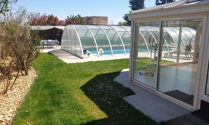 Cernay Cottage | Gite 'Les 3 Cigognes' in CERNAY with indoor pool and veranda