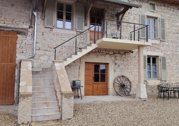Lhuis House | Gite Les Platanes