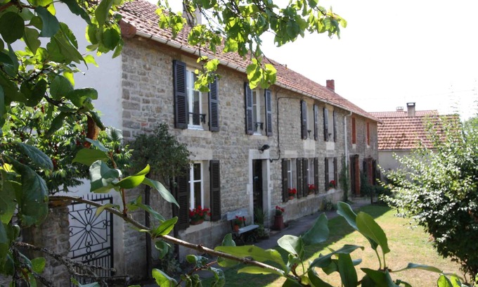 Essey House | Gite - Maison De L'Etang