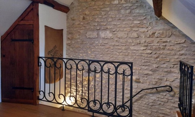 Montainville Cottage | Gite Montainville, 2 bedrooms, 3 persons