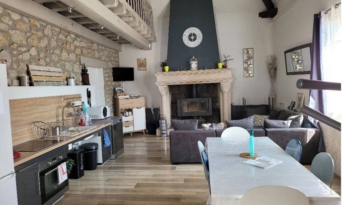 Sainte-Maure-de-Touraine House | GITE PMR 3* PISCINE Spa/Sauna Between FUTUROSCOPE BEAUVAL and CHATEAUX DE LA LOIRE