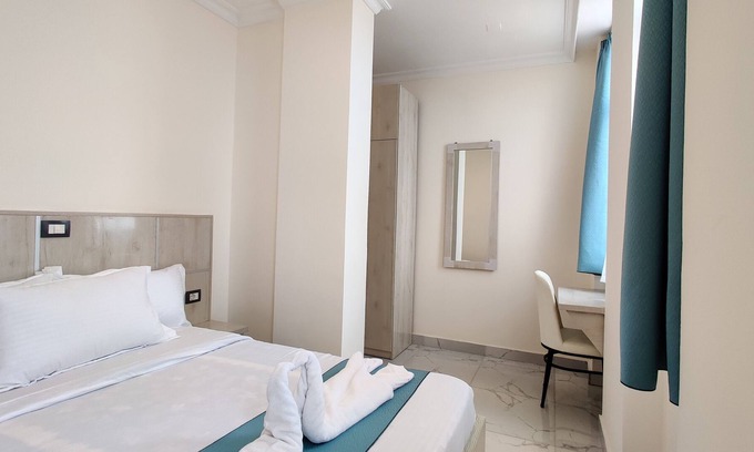 Arada House | Glam Hotel