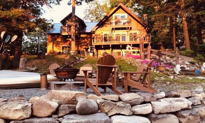 Guilderland Center House | Glamorous lake house on a mountain lake in upstate New York (max of 8 guests)