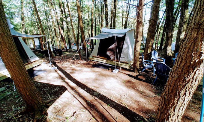 Dover Plains RV Rental | Glamping, family fun, pet friendly