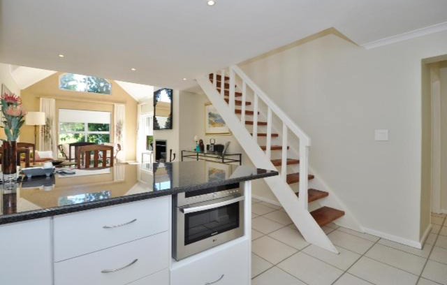 Elgin Apartment | Glen Abbey Apartments On The Erinvale Golf And Country Estate