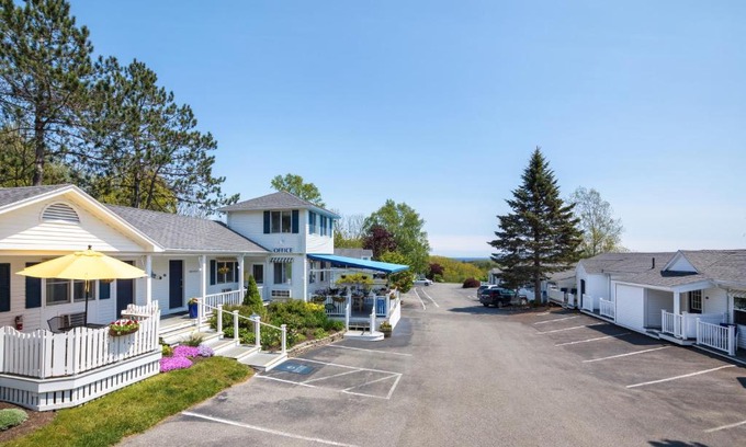 Glen Cove Hotel | Glen Cove Inn & Suites Rockport