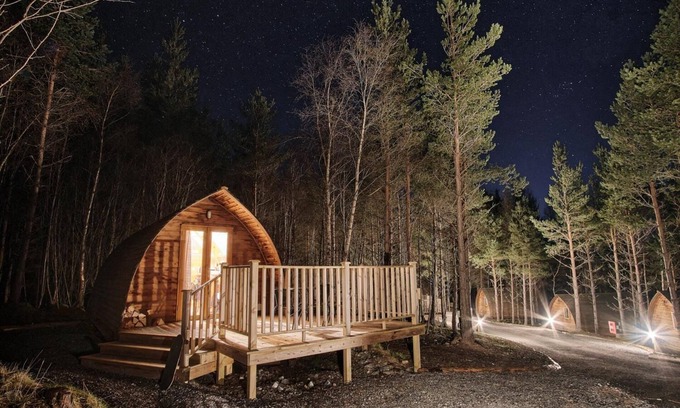 Tomintoul Cabin | Glenlivet Glamping in a Cosy Cabin - Dog Friendly