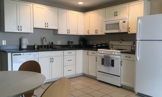 Glenside House | Glenside Farmhouse Apartment