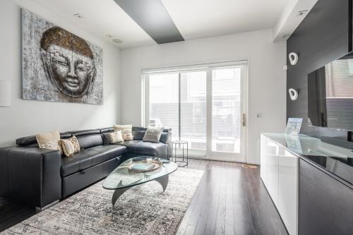 Little Italy House | Globalstay Exclusive 4 BD Townhouse Downtown Toronto
