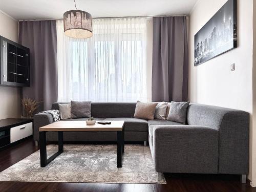 Sahy Apartment | GM Home