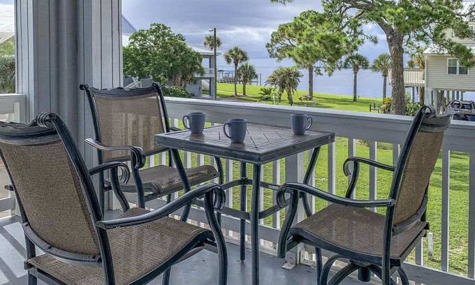 Panacea Condo | Going Coastal in Panacea, Wraparound Balcony, Bay & Marina View, Pool, NO BOATS