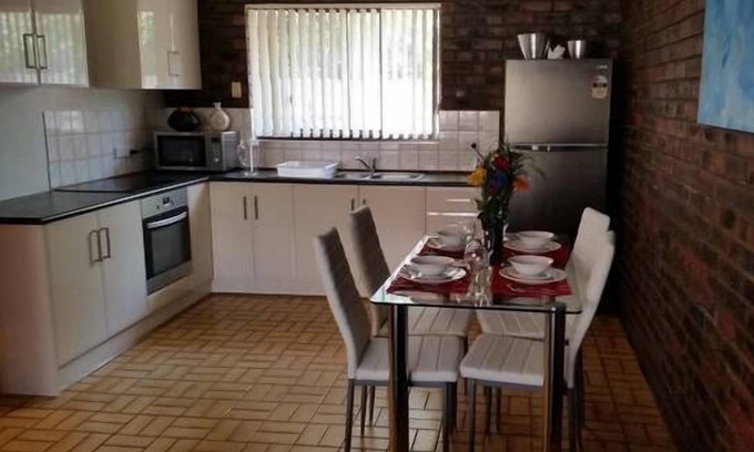 Gol Gol Apartment | Gol Gol Holiday Apartments